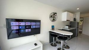 The nice condo 2 BR at Karon