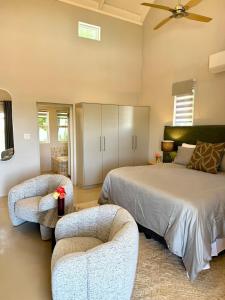 Grand View Cottages - Luxury Poolside Suites
