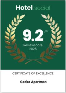 Gecko Apartment with private parking - 1 minutes from the oceanfront!