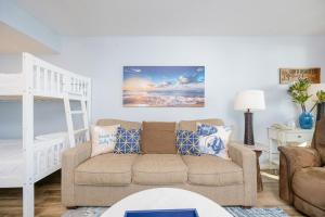 Phoenix I 1024 condo