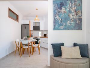 KHORA Apartment- 40m to Sandy Beach