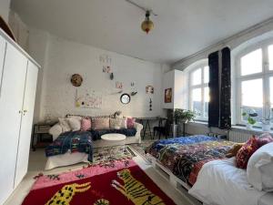 Artisanal warehouse conversion