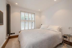 Elegant Executive Private House St James Park