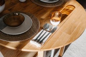 Elegant Tower Bridge Studio with Sun Terrace