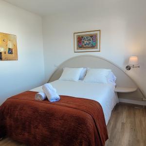 Villa Volcanes, Big House, Gardens Heated Pool