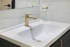 Bloomfields Pristine STU, Skyz by Danube, DXB