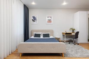 Smart House Apartments