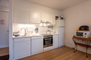 Fully equipped holiday home for 6