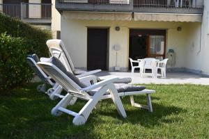 Marcelli, trilocale con giardino a 100mt dal mare