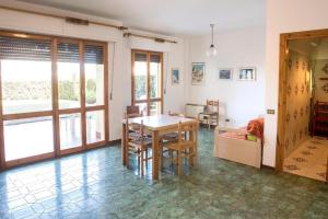 Marcelli, trilocale con giardino a 100mt dal mare