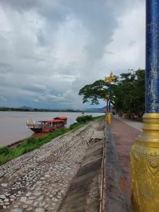 K Khan Garden at Chiang Khan Walking Street