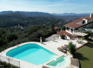 Scappo in Umbria, Villa Elena