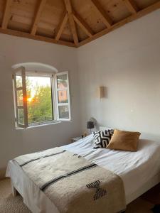 Ferienhaus mit Pool und Meerzugang