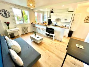 " Lécrin de la Moure " Centre Ville - Wifi - 6 peronnes