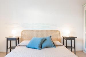 Residence con piscina a 4 km da Baja Sardinia