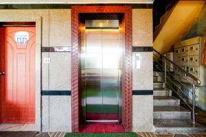 Hotel O SAS ROYAL GALAXY