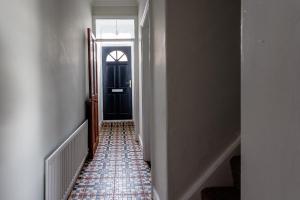 Stanley House - Family & Contractor Stay