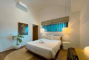 10 mins to Beach - 2 Bed Villa with Private Pool