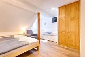 Ubytování JILEMNICE - HRABAČOV 786