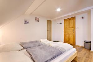 Ubytování JILEMNICE - HRABAČOV 786