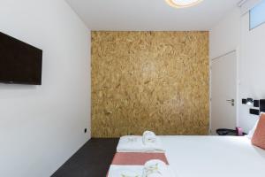 QP Amarelo Central Modern 3 mins Metro Trindade