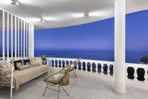 Clifton YOLO Spaces - Beachfront Duo Apartment