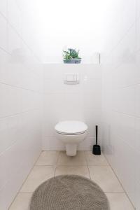 Operasteet Residences - Central Business Apartment