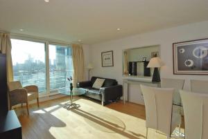 Vauxhall Pier Apartments
