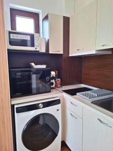 LaBella Cabacum Plaza