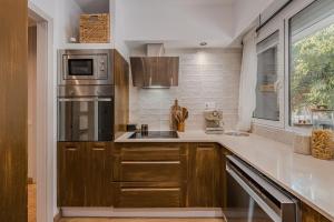 NEW Refurbished Modern Apartment
