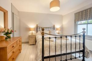 4 Bed in Southwold oc-hskimm