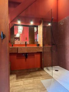 Designer apartment 500 meters from the beach