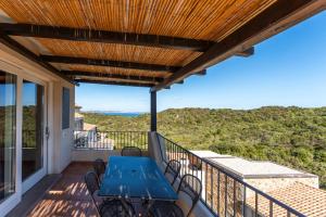 ISA-Residence with swimming-pool just 4 km from Baja Sardinia, apartments with outdoor private space and air conditioning