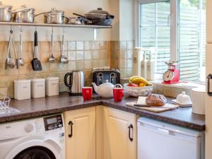 3 Bed in St. Austell oc-95623