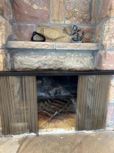 Wobby Waters your Little Wobby Waterfront sleeping 8 on the Hawkesbury River