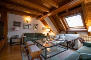 Era Garona by FeelFree Rentals