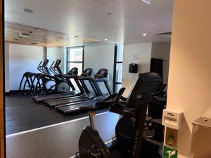 Sydney CBD Luxury 2BR2Bath cityview Condo with Pool Gym -1