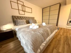 Cozy Central Palace View Bucharest