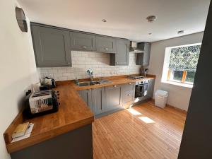 Curlew Cottage - Peaceful Setting Stunning Views