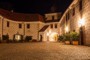 Zámek v Kostelci nad Černými lesy