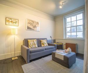 Lillis Danish Hideaway in Heart of Whitstable - Stylish Interior - Central Location, 5 mins Beach