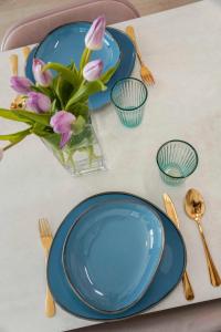 Elisabeth Residence Blue with parking