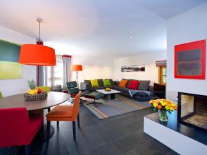 Schweizerhof Ferienwohnungen Lenzerheide 6