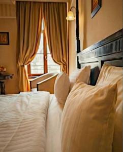 Luxury Mocioni Square Suite with Scenic Views