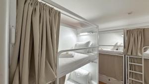 Coliving moderno com lindo jardim