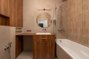 Luxury Apartment Near Center