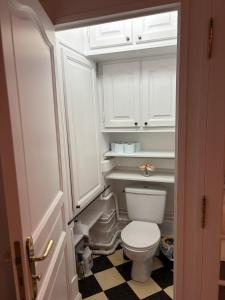 Charming Parisian pied-à-terre!