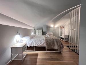 Elegante appartamento in centro - Metro Marconi