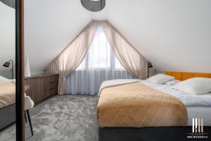 Green Wood Prestige House