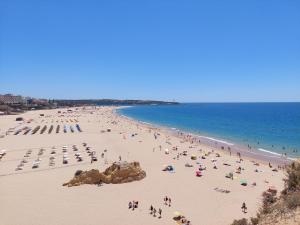 Alltravel Club praia da rocha VI with renovated bathroom